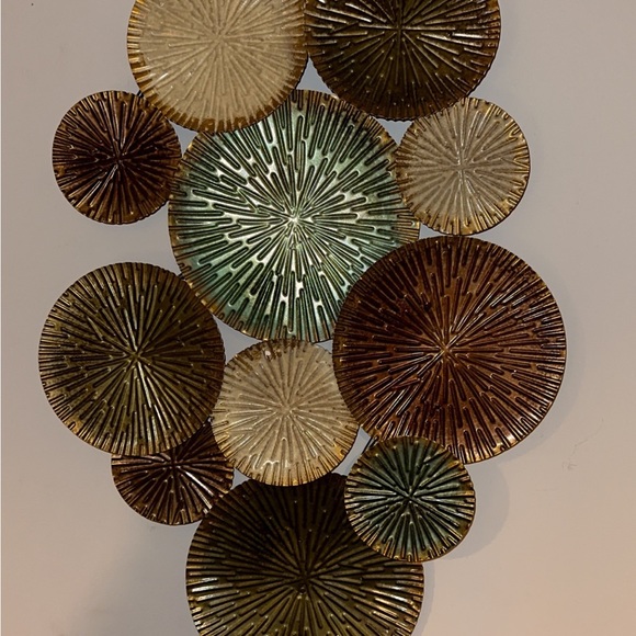 Wall decor - Picture 1 of 10